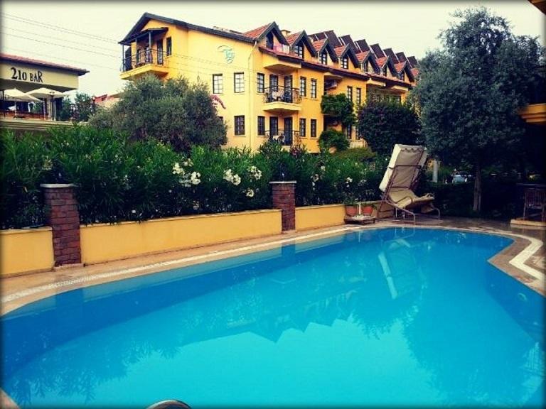 T&G Apartments Marmaris Bilik gambar